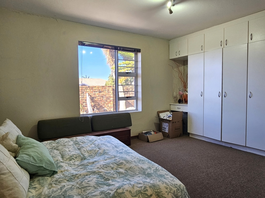 3 Bedroom Property for Sale in Wavecrest Eastern Cape